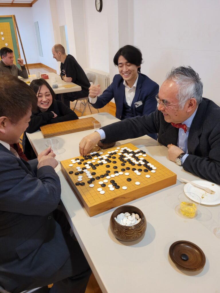 Go Club002 1 768x1024